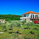 Apartman Marin-Dalmatian Way Of Vacation