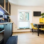 Zuzu Apartment