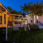 Villa Katess With Heated Pool