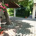 Holiday Home In Donji Prolozac 27078