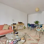 Beautiful Apartment For 5 - Rue Oberkampf