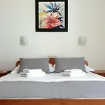 Sunset Split Rooms