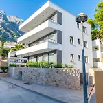 Apartmani Pino 1