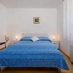 Apartments With A Swimming Pool Hvar - 22431