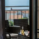 Sun Island Apartment