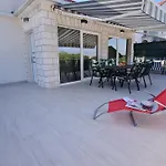 Luxury Apartment Ani II