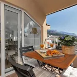 Apartment Sea Breeze Makarska