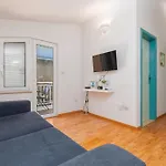 Apartments By The Sea Podaca, Makarska - 13189