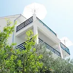 Apartments Sea View