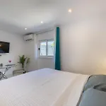 Moderni Studio