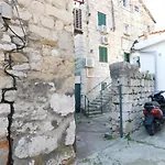 Old Town Vibes For 2, Luxury Room With Sea View