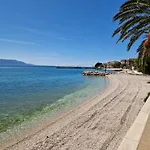 Studio Apartman Zana