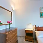 Adria Brela Apartments