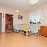 2 Bedroom Gorgeous Home In Umcani
