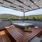 Villa Todo With Heated Pool And Jacuzzi