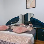 Apartments By The Sea Brist, Makarska - 11039