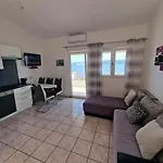 Adriahouse Complex 80M From Beach