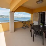 Lavanda Residence With Heated Pool Trogir Split