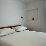 Apartments And Rooms Nikola