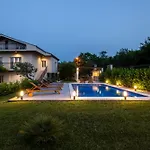 Villa Latica
