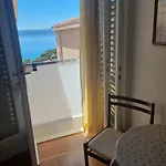 Apartments & Rooms Merita