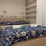 Omis Apartment - Near Beach And Town Center, Ground Floor With Small Garden