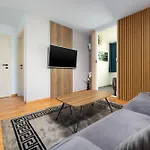 Apartment Nava