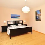 5 Bedroom Gorgeous Home In Bisko