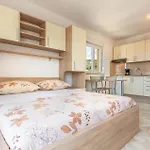 Nice Apartment In Krvavica With House Sea View