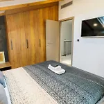 4 Bedroom Cozy Home In Split