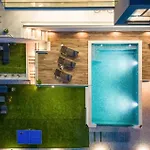 Amazing Home In Klis With Jacuzzi