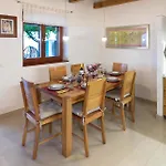 4 Bedroom Beautiful Home In Mravinci