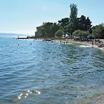 2 Bedroom Stunning Home In Kastel Kambelovac