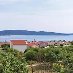 Cozy Home In Kastel Sucurac With Kitchen