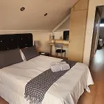 Hillton Manor Guest House