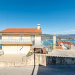 Apartment Paradiso