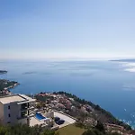 Luxury Villa Hedonia