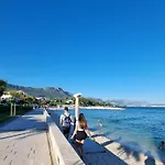 Brand-New Apartment Near The Beach