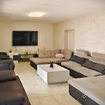 Apartments Tomy
