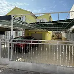 Apartments Petar - Parking And Seaview