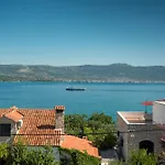 Luxury Apartments Nicole 2