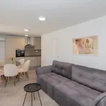 Holiday House Katica