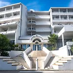 Hotel Issa