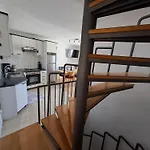 Apartment Kastilac Near The Beach