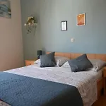 Apartment & Rooms Marigold