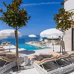 Gallery Luxury Suites & Rooms-Only Adults