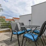 Apartment Maya