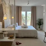 Oleander Apartment & Room Centar