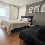 Apartment Banjo Polo