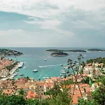 Jesliving Hvar - 2 Bedroom Elegant Apartment With Sea View In Historic Center Of Hvar Town